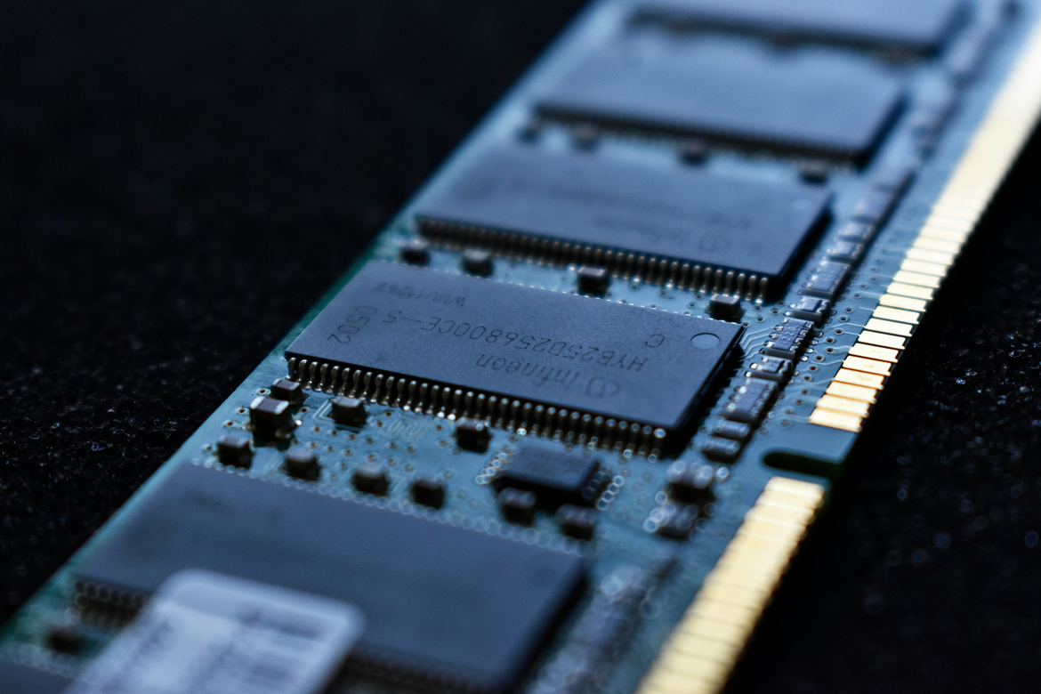 DDR5 Prices Fall as Google TurboQuant Reshapes AI Memory Demand