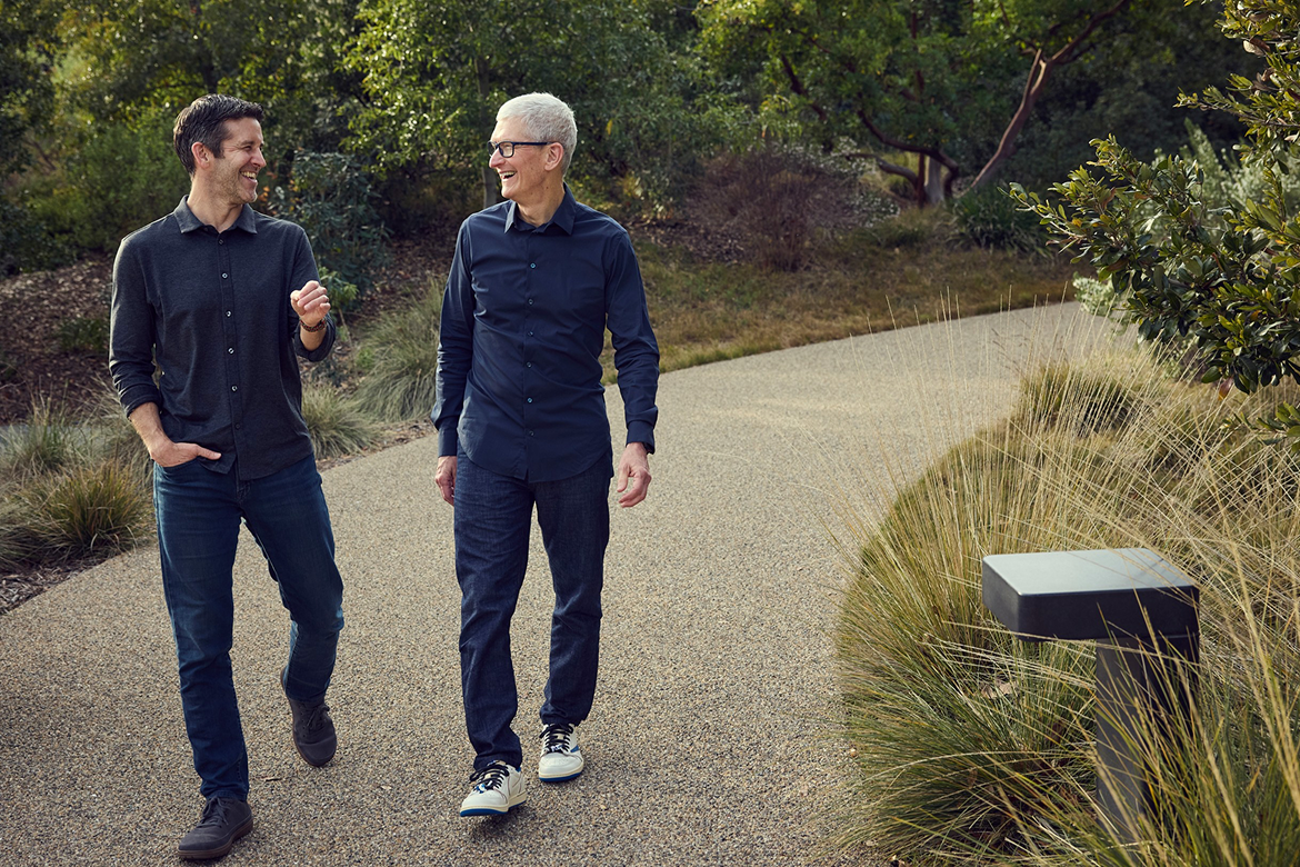 Apple Names John Ternus CEO, Tim Cook Becomes Chairman