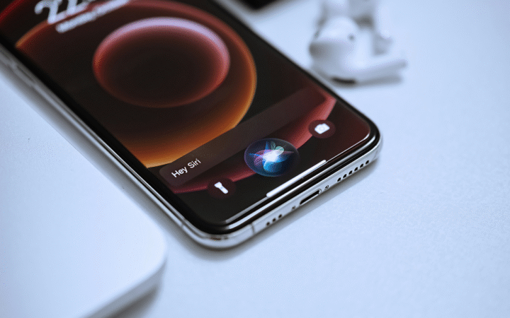 Breaking: Apple Picks Google Gemini to Power AI Features and Future Siri Upgrades