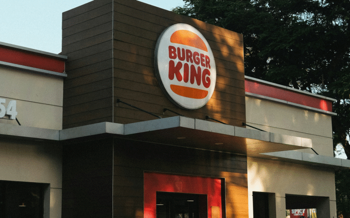 Burger King Tests AI Headset System for Employees