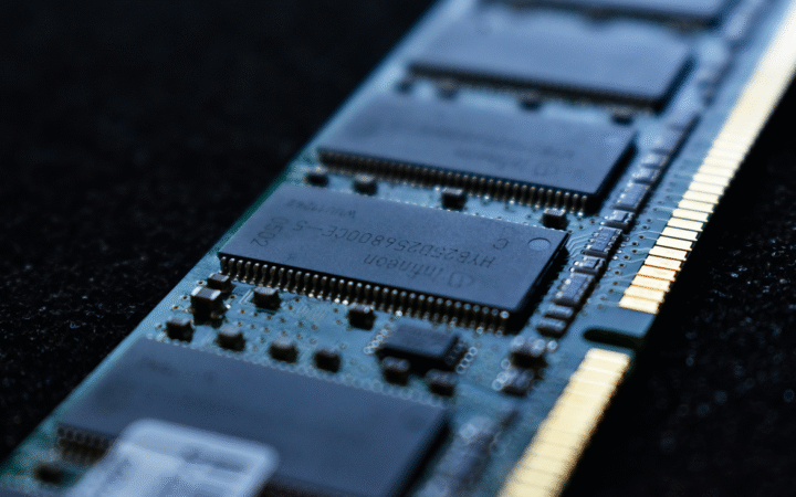 DDR5 Prices Fall as Google TurboQuant Reshapes AI Memory Demand