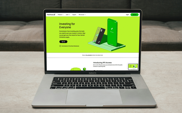 Retail Traders Gain OpenAI Exposure via Robinhood Fund