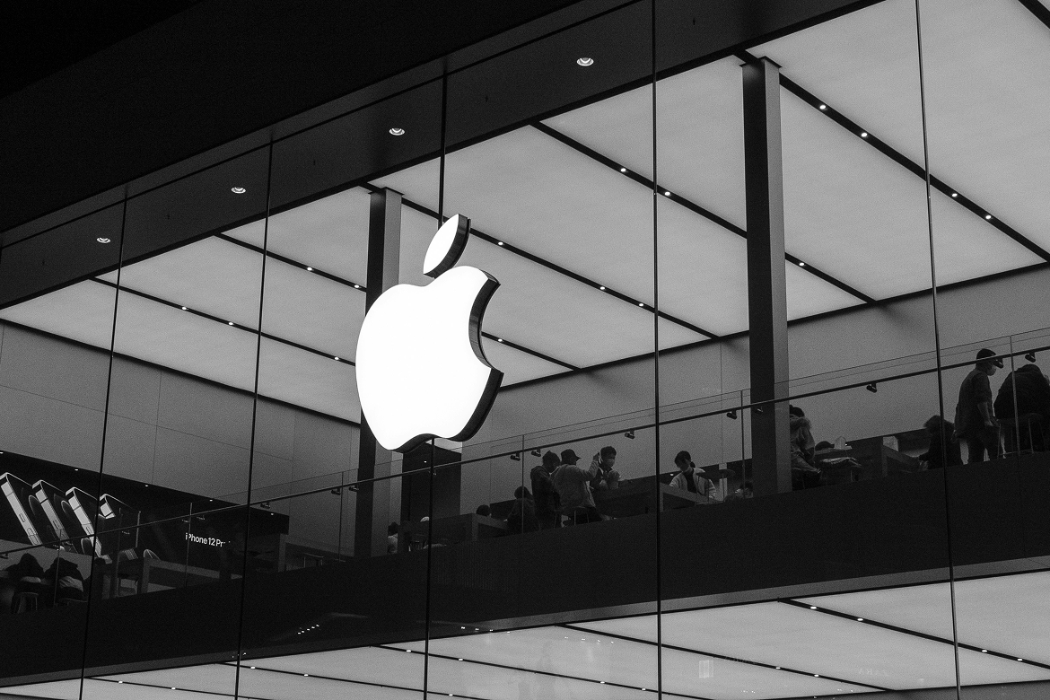 Apple Prepares AI-Powered Siri Redesign Ahead of WWDC