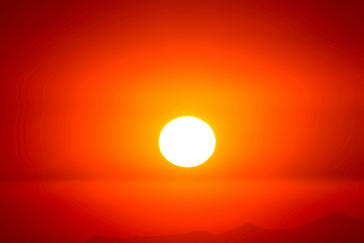 Extreme Heat and Severe Weather Emerge as Threats to AI Data Centers