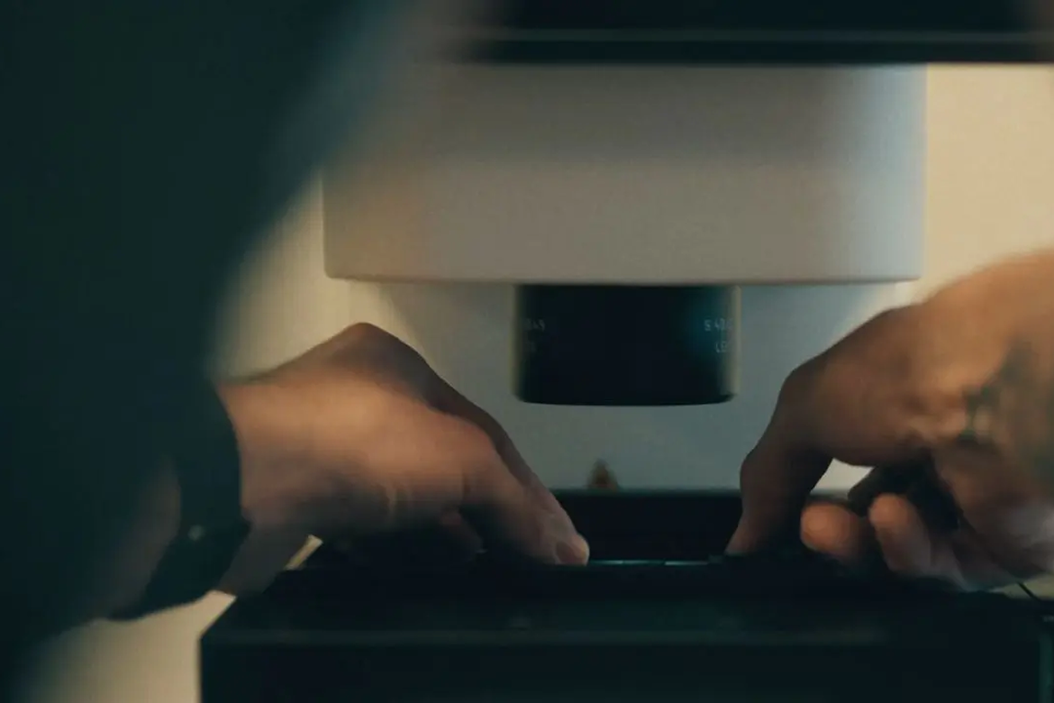 Anthropic Just Let AI Agents Take Control of Real Lab Equipment