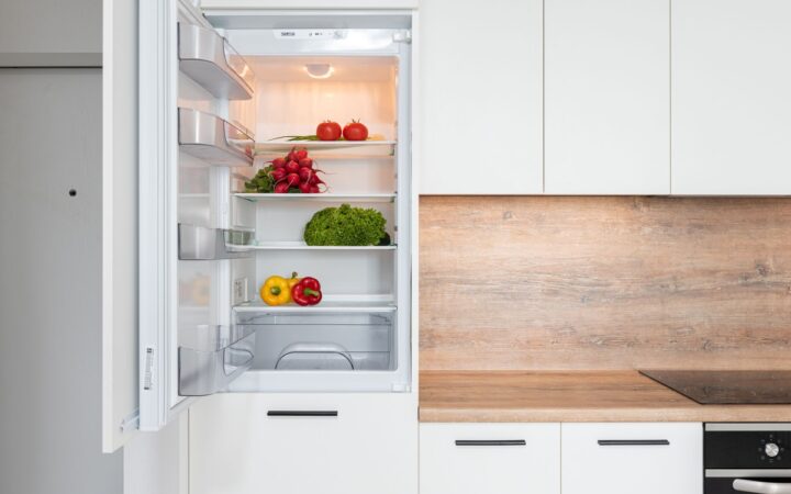AI Fridges Could Stake ETH and Buy Groceries, CFTC Chair Says