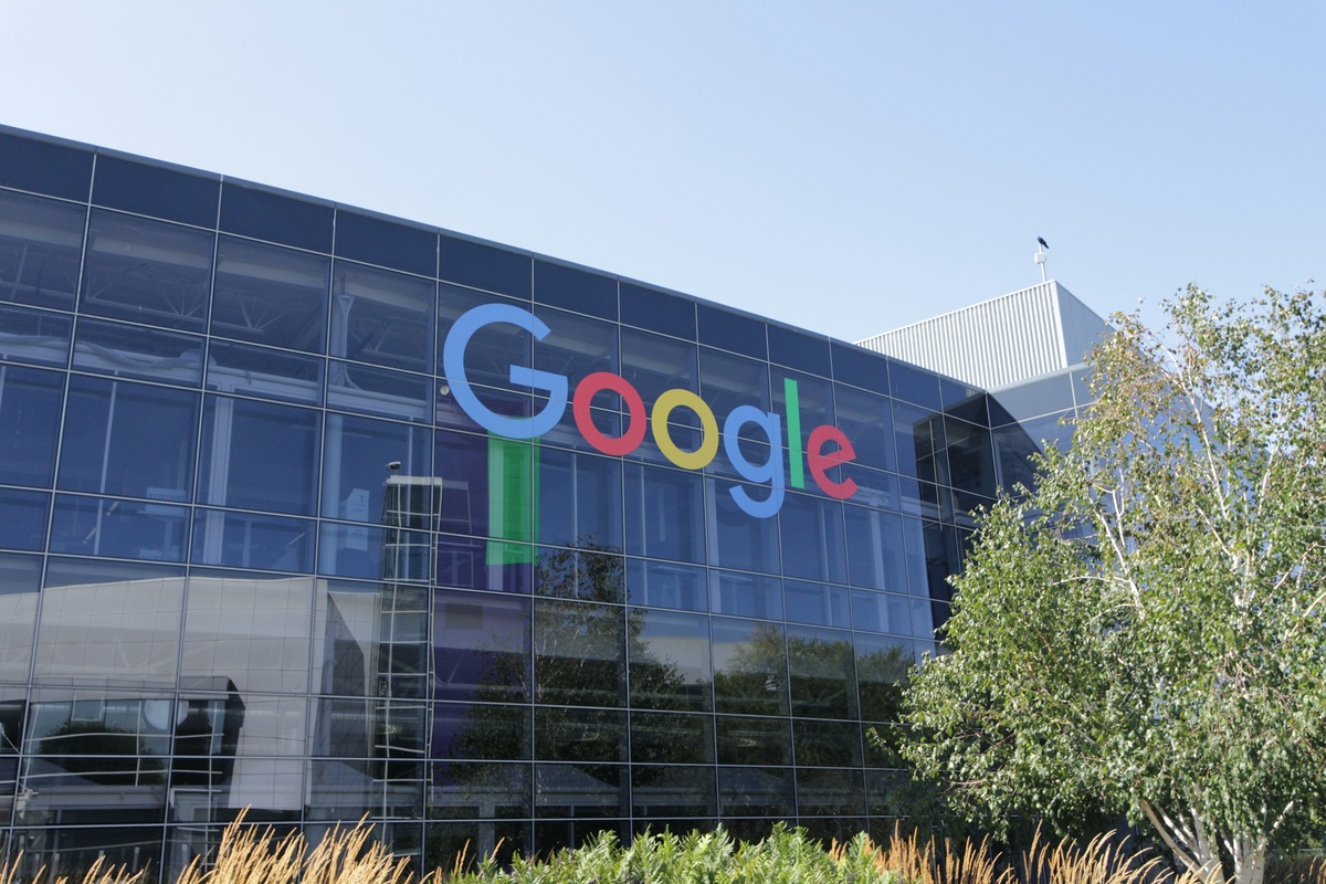 Google Launches Deep Review to Find Errors in Technical Documents