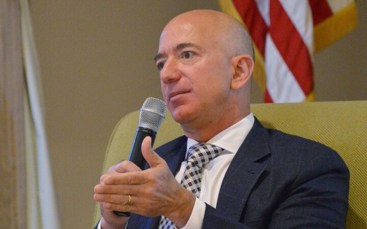 Jeff Bezos Says AI Could Bring Three-Day Workweeks