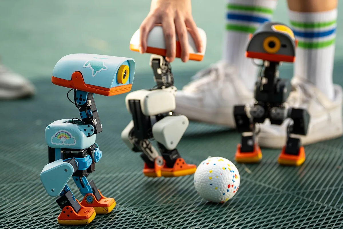 NVIDIA’s Robot Ducks Meet AI’s Funding Crunch at GTC Berlin