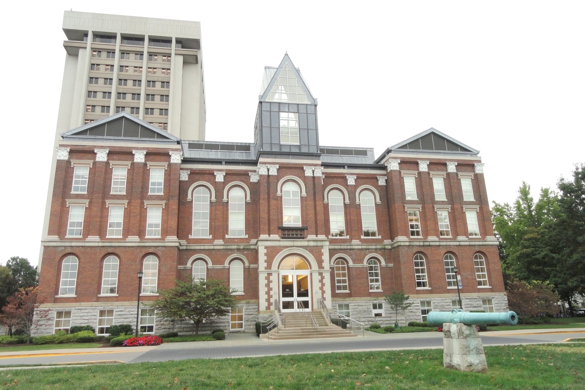 University Worker Wins Religious Exemption From Using AI